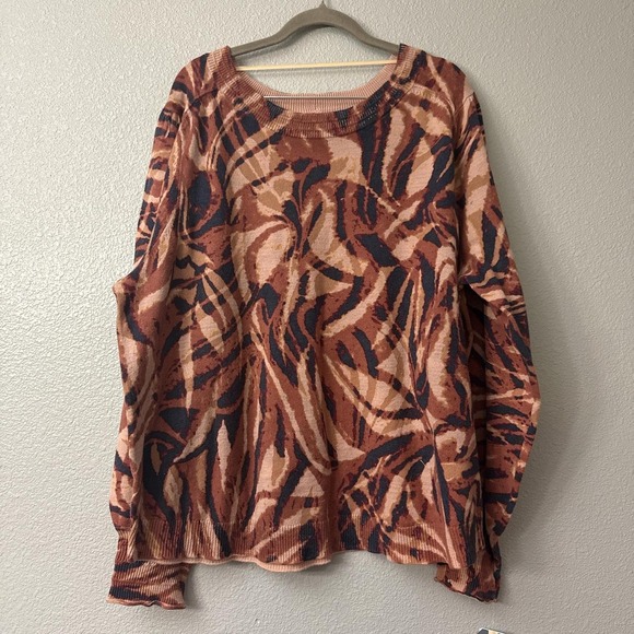 democracy Sweaters - Democracy Long Puff Sleeve Round Neck Abstract Print Sweater